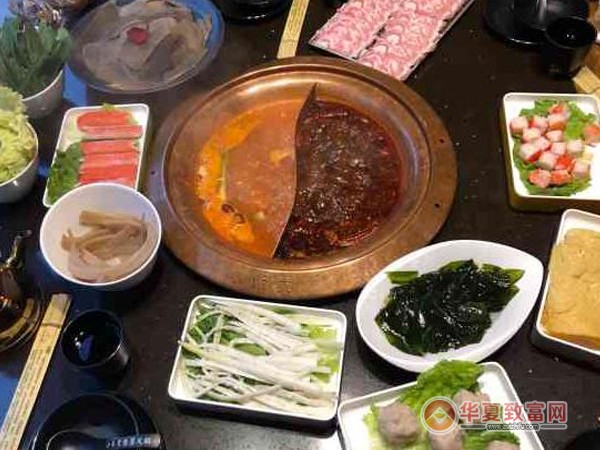 在达坂城区开火锅店